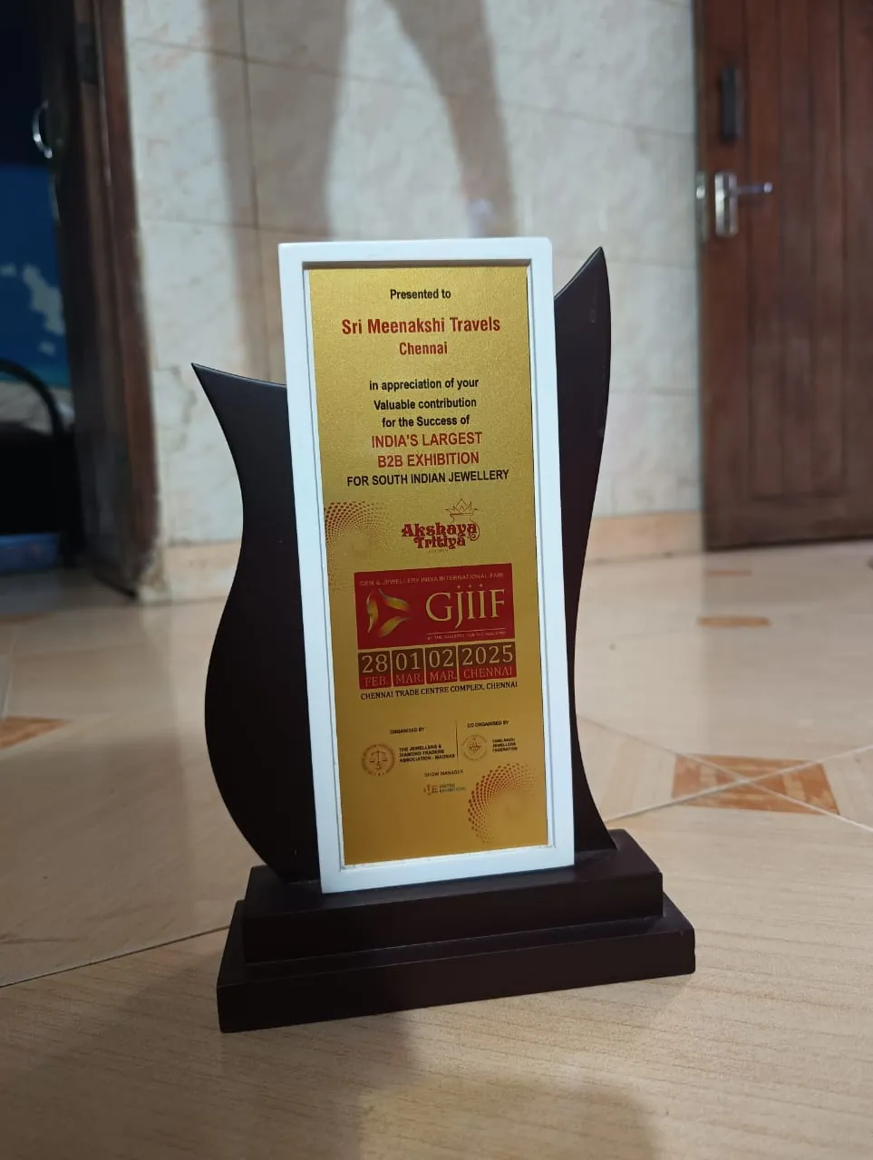GJIIF 2025 appreciation award presented to Sri Meenakshi Travels Chennai for transport support at the Chennai Trade Centre
